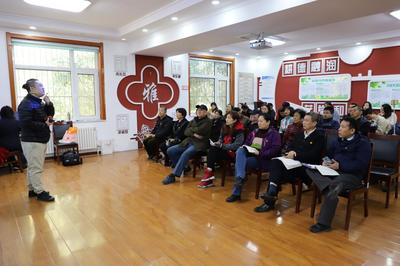 學(xué)校黨組織進(jìn)社區(qū) 黨課宣講與文化藝術(shù)的交融